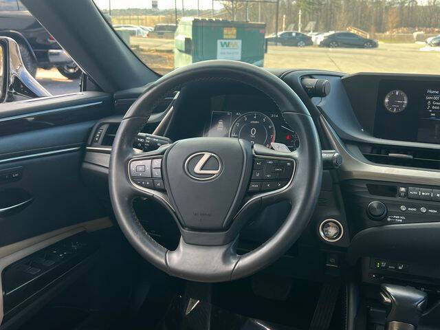 2019 Lexus ES 350