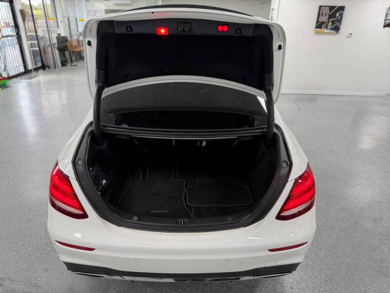 2017 Mercedes-Benz E-Class E 300 4MATIC