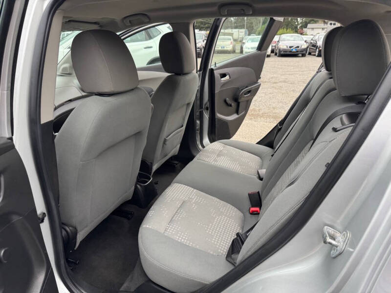 2013 Chevrolet Sonic LS Auto
