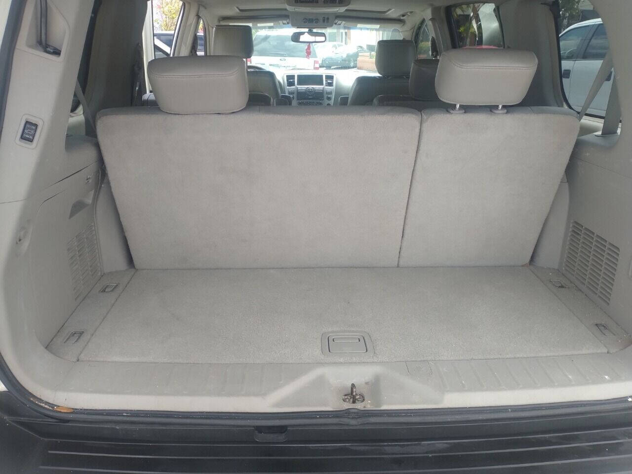 2009 INFINITI QX56 SUV / Crossover - $5,450