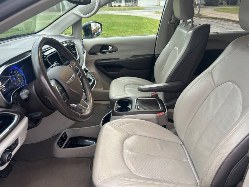 2018 Chrysler Pacifica Touring L Plus
