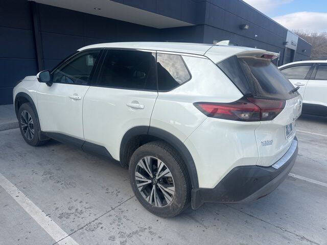 2021 Nissan Rogue SV