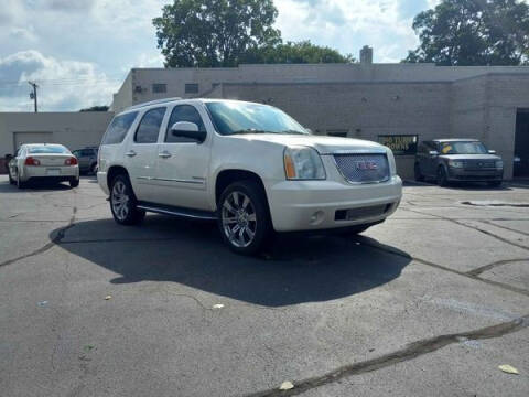 2011 GMC Yukon Denali Hybrid