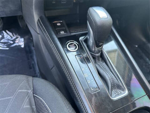 2022 Nissan Kicks SV