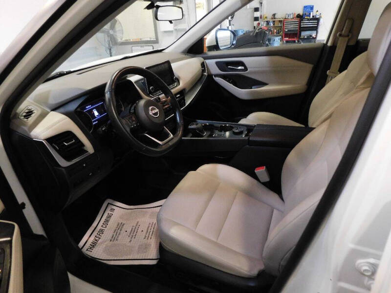 2022 Nissan Rogue SV