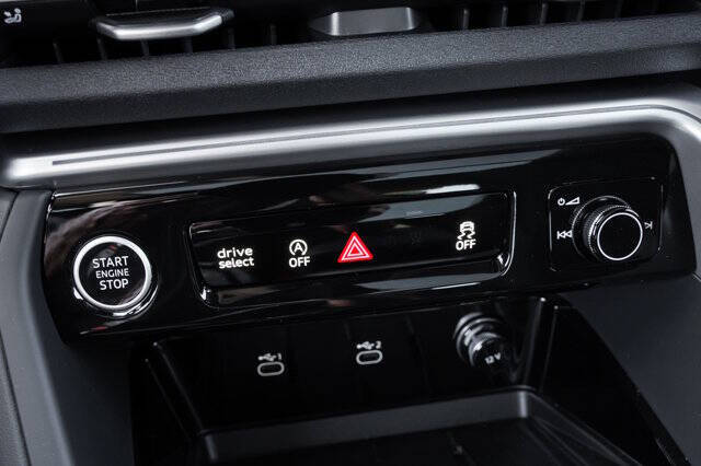 2025 Audi Q5 quattro Premium Plus TFSI