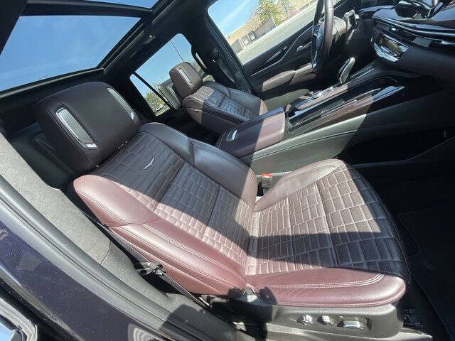 2022 Cadillac Escalade Premium Luxury Platinum