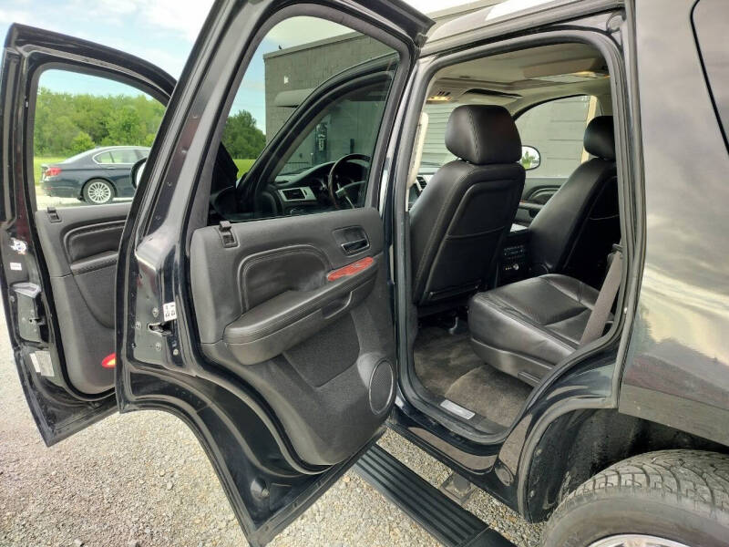 2011 Cadillac Escalade Premium