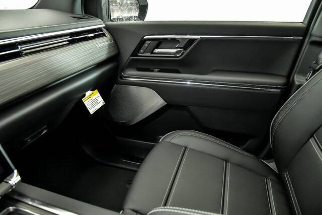 2025 GMC Sierra EV Denali