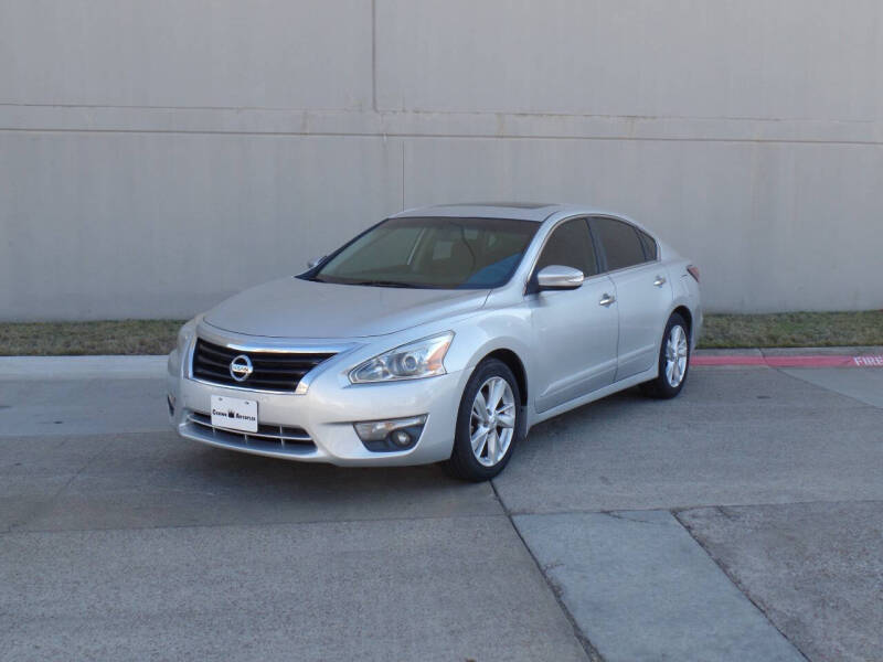 2015 Nissan Altima for sale at CROWN AUTOPLEX in Arlington TX