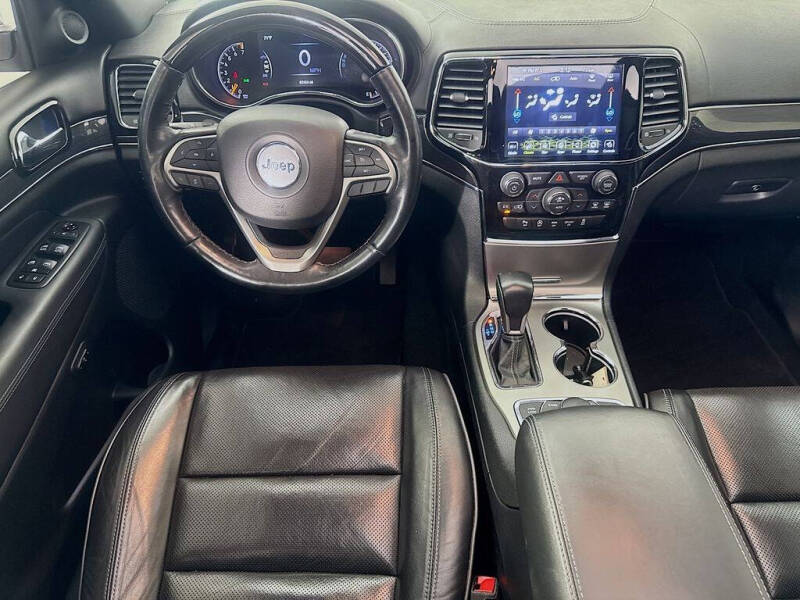 2020 Jeep Grand Cherokee Overland