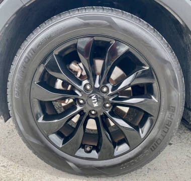 2019 Kia Sorento S V6