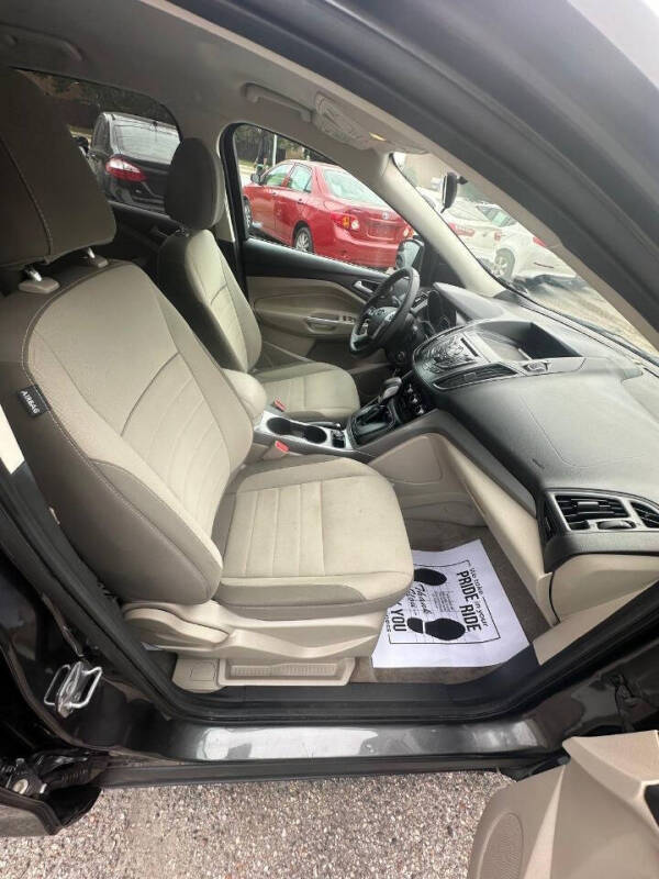 2015 Ford Escape SE