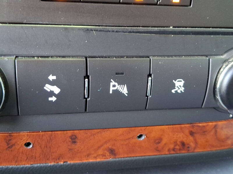 2011 Chevrolet Suburban LT 2500