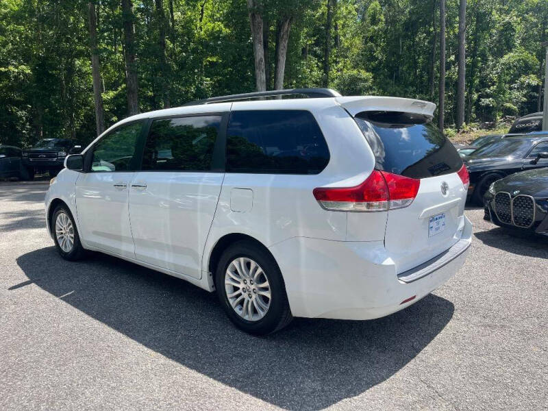 2014 Toyota Sienna