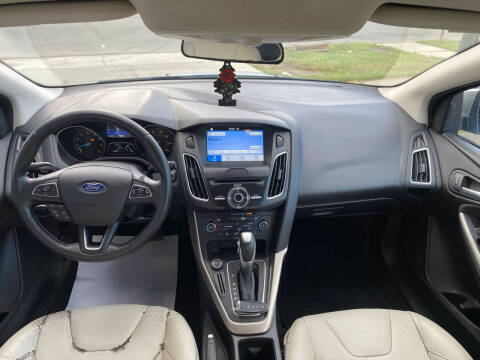 2016 Ford Focus Titanium