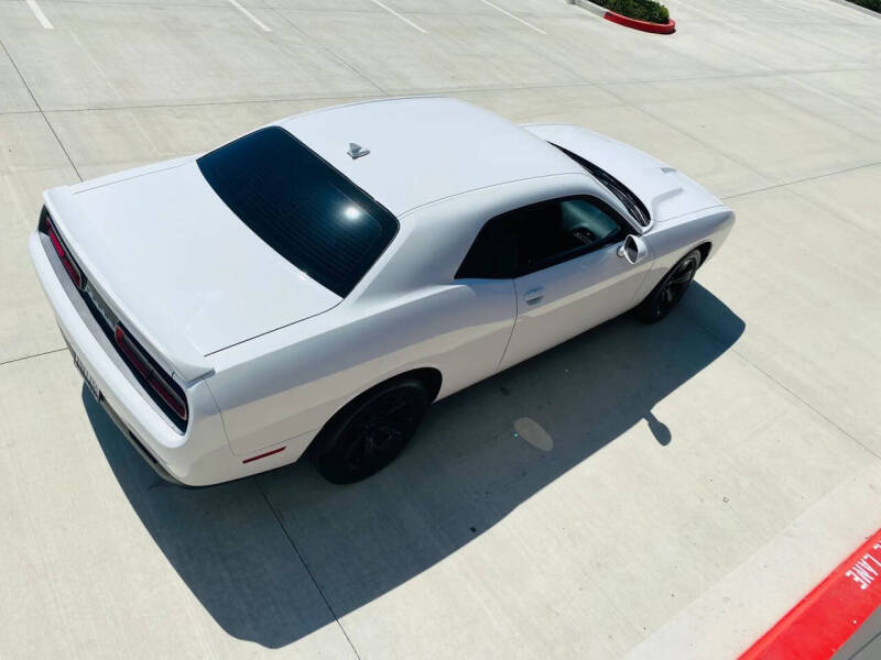 2020 Dodge Challenger SXT
