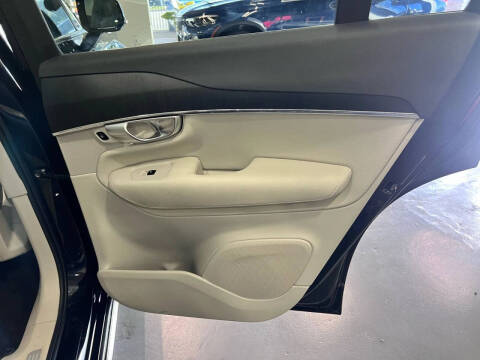 2020 Volvo XC90 T5 Momentum