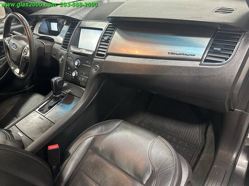 2015 Ford Taurus SEL