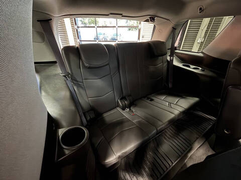 2016 Cadillac Escalade Luxury Collection