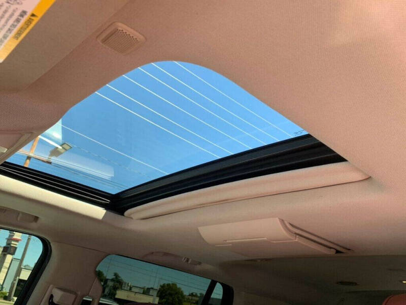 2016 Cadillac Escalade Luxury Collection