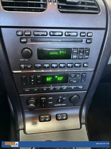 2005 Ford Thunderbird Deluxe