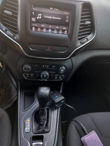 2019 Jeep Cherokee Latitude