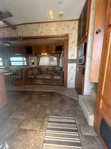 2011 Keystone RV Mountaineer