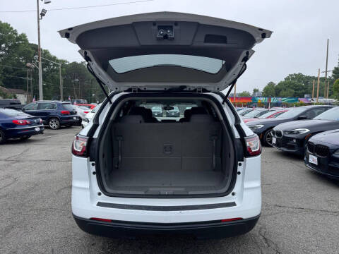 2017 Chevrolet Traverse LS