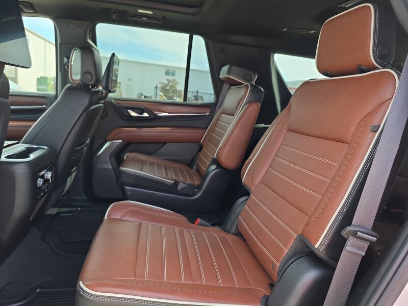 2023 GMC Yukon Denali Ultimate