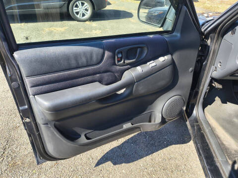 2003 GMC Sonoma SLS