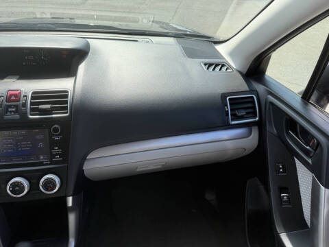 2017 Subaru Forester 2.5i