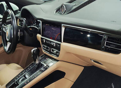2020 Porsche Macan S