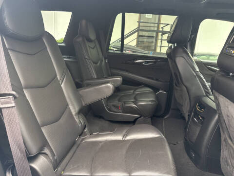 2016 Cadillac Escalade Platinum