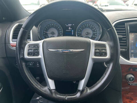 2012 Chrysler 300 Limited