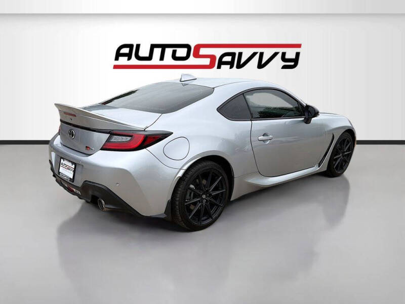 2025 Toyota GR86 Premium