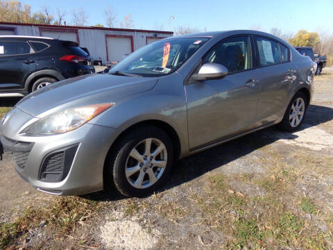 2010 Mazda MAZDA3 for sale at Pool Auto Sales Inc in Spencerport NY