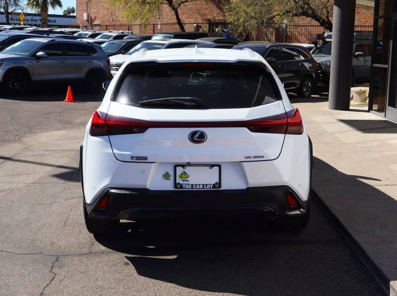 2019 Lexus UX 200 F SPORT