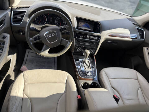 2012 Audi Q5 2.0T quattro Premium