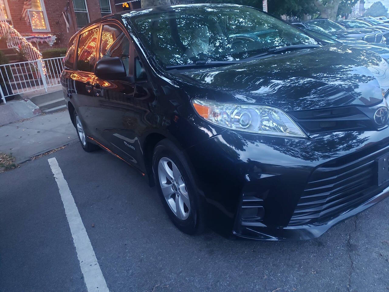 2020 Toyota Sienna for sale at Q Cars Auto in Jersey City, NJ