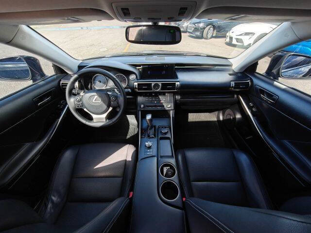 2015 Lexus IS 250