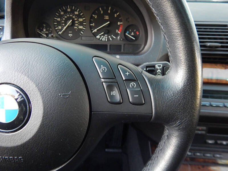 2003 BMW X5 3.0i