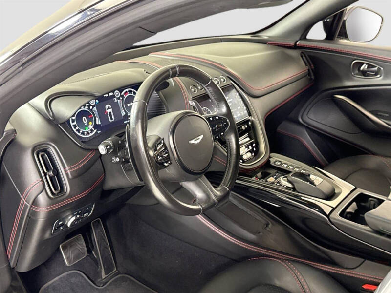 2021 Aston Martin DBX