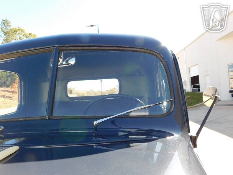 1946 Ford F-100