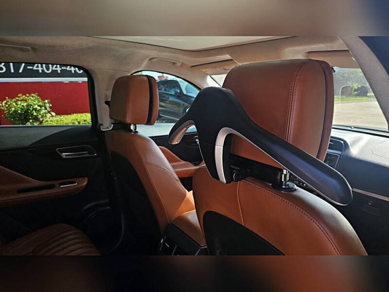 2018 Jaguar F-PACE 30t Portfolio