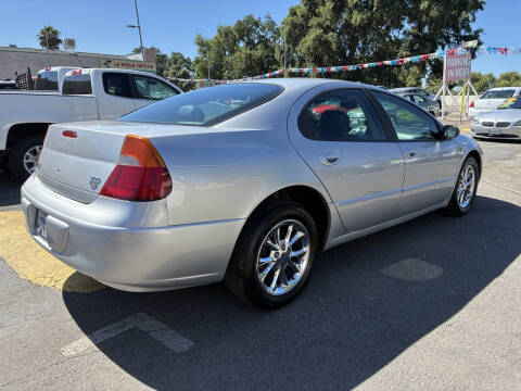 2000 Chrysler 300M