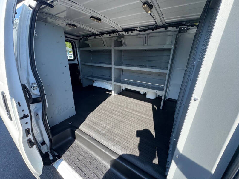 2020 Chevrolet Express 2500