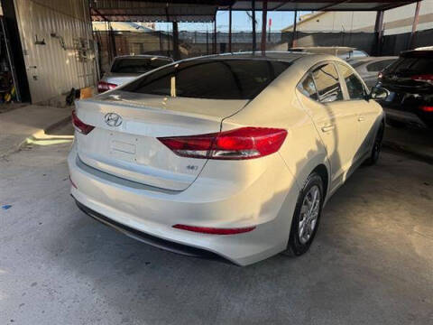 2018 Hyundai Elantra