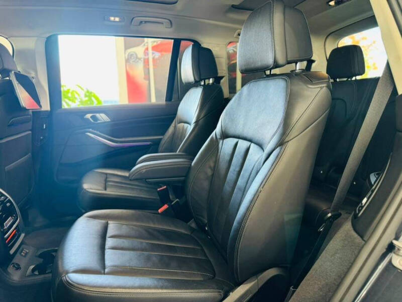 2019 BMW X7 xDrive50i