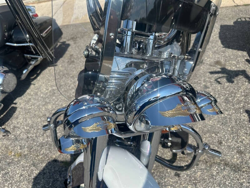 2010 Harley-Davidson FLSTC -